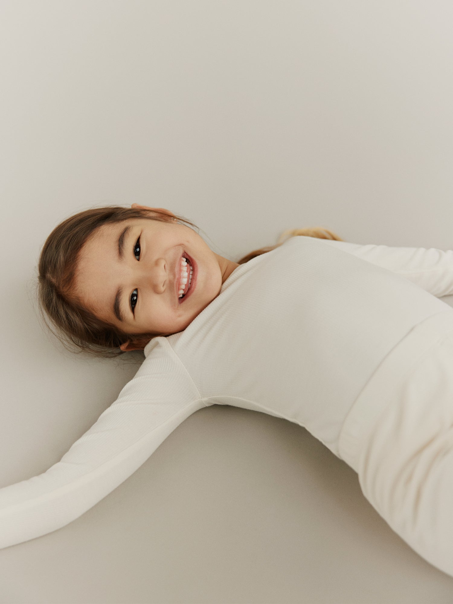 sofie-schnoor-kids-petriciask-langarmshirt-off-white-viskose image 3