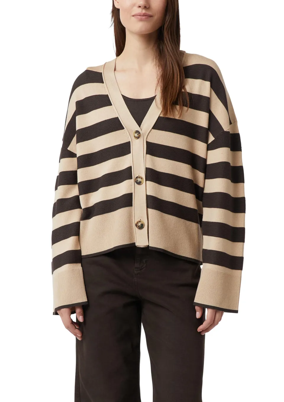 comma-gestreifter-cardigan-strickjacke-creme-boxy-style image 1
