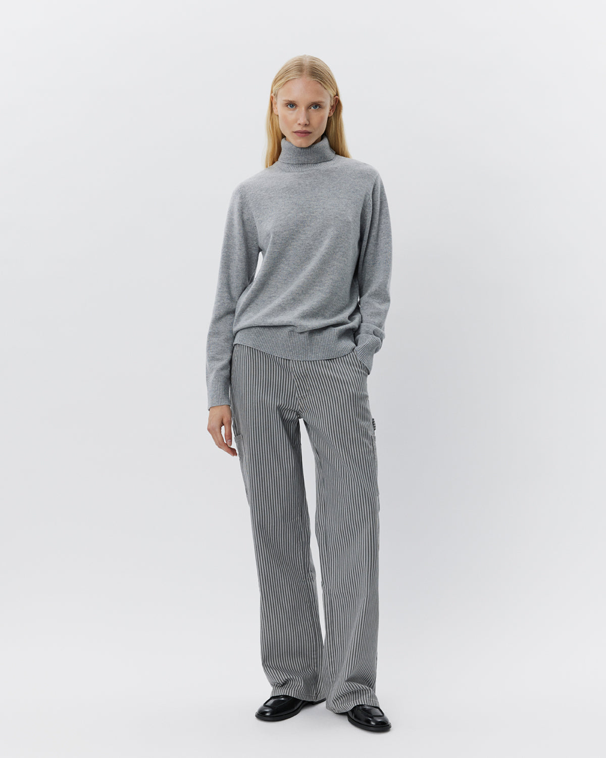 sofie-schnoor-nellsw-pullover-snos561-wolle-grau-meliert image 2