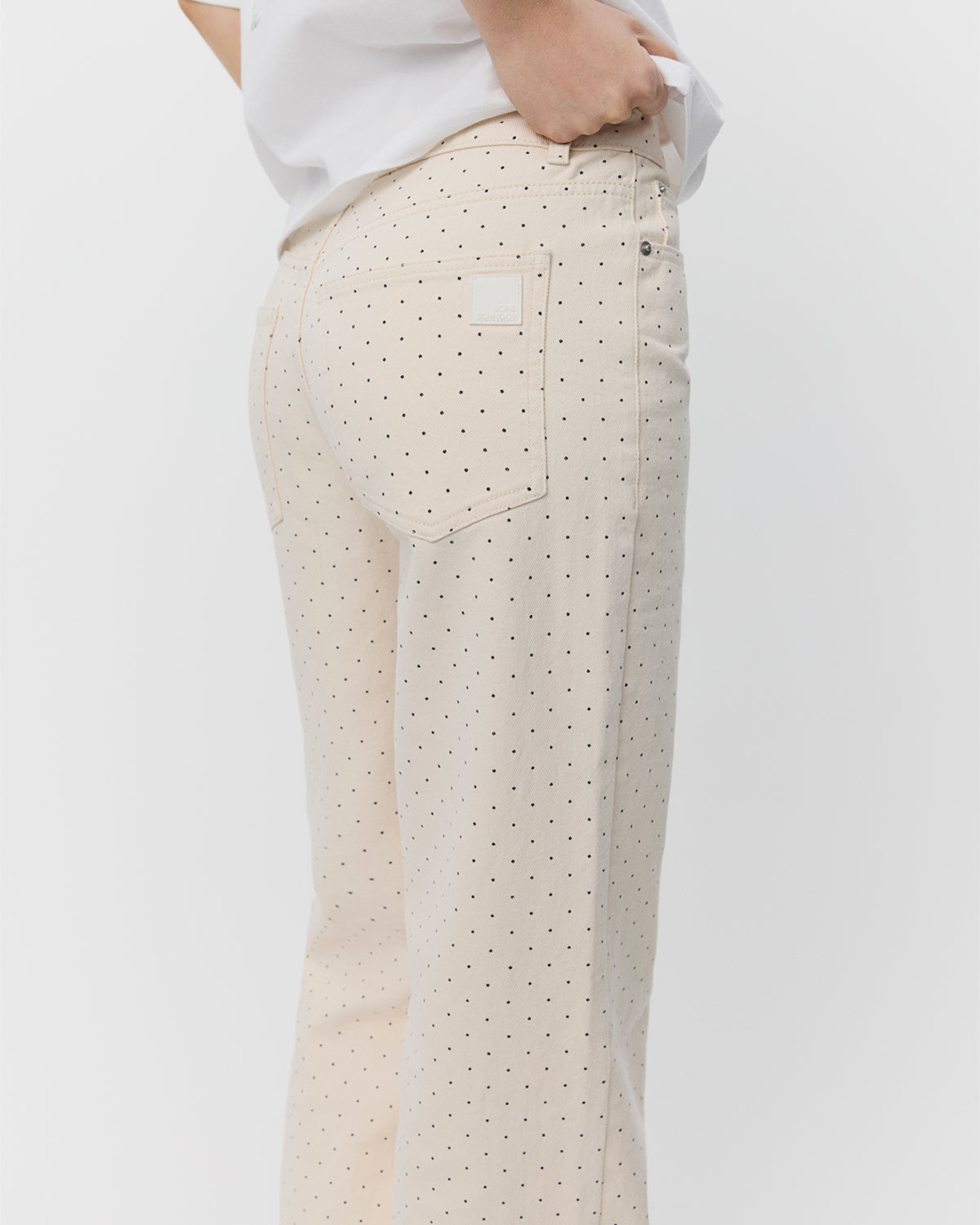 sofie-schnoor-women-parissw-straight-jeans-off-white-punkte image 5